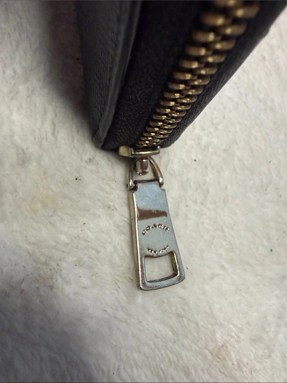 Coach Tan Black Leather Zip Wallet with Logo Plaque